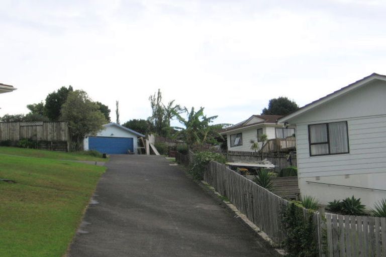 Photo of property in 76 Sunvue Road, Glen Eden, Auckland, 0602