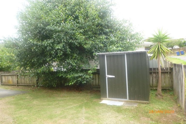 Photo of property in 50 Sungrove Rise, Sunnyvale, Auckland, 0612