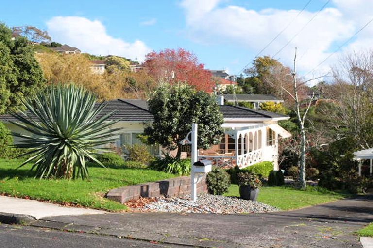 Photo of property in 108 Pah Road, Cockle Bay, Auckland, 2014