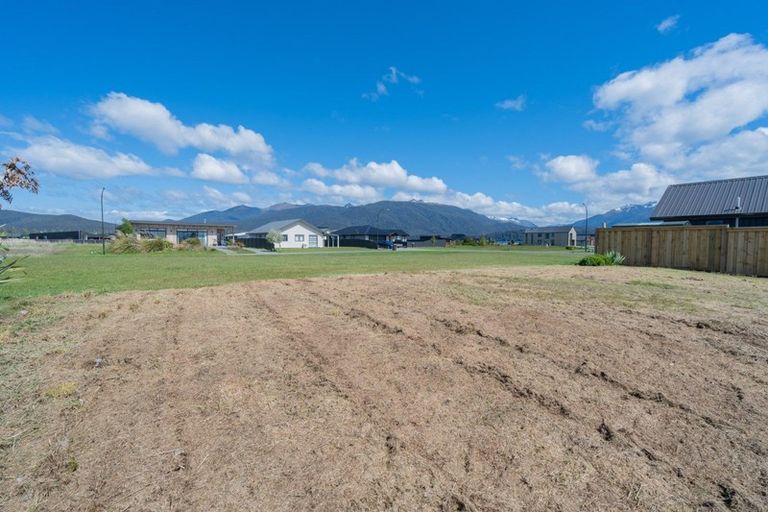Photo of property in 33 Takitimu Avenue, Te Anau, 9600
