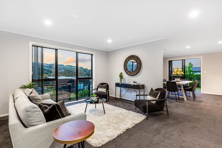 Photo of property in 163 Navigation Drive, Whitby, Porirua, 5024