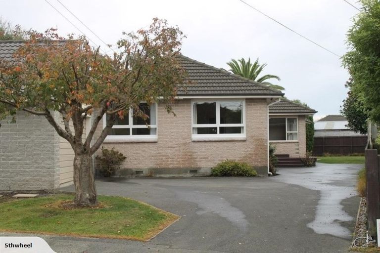 Photo of property in 51 Appleby Crescent, Burnside, Christchurch, 8053
