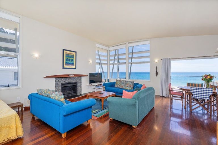 Photo of property in 92 Ocean Beach Road, Tairua, 3508