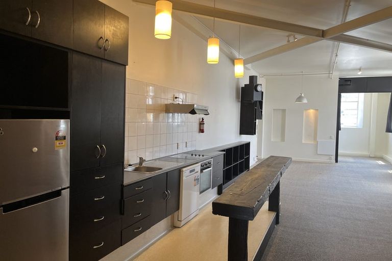 Photo of property in 2a/164 Vivian Street, Te Aro, Wellington, 6011