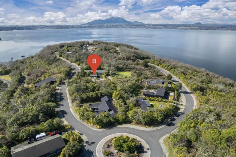 Photo of property in 8 Parawera Drive, Acacia Bay, Taupo, 3330