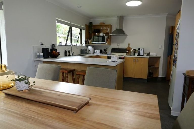 Photo of property in 88 Belvedere Avenue, Waikanae, 5036