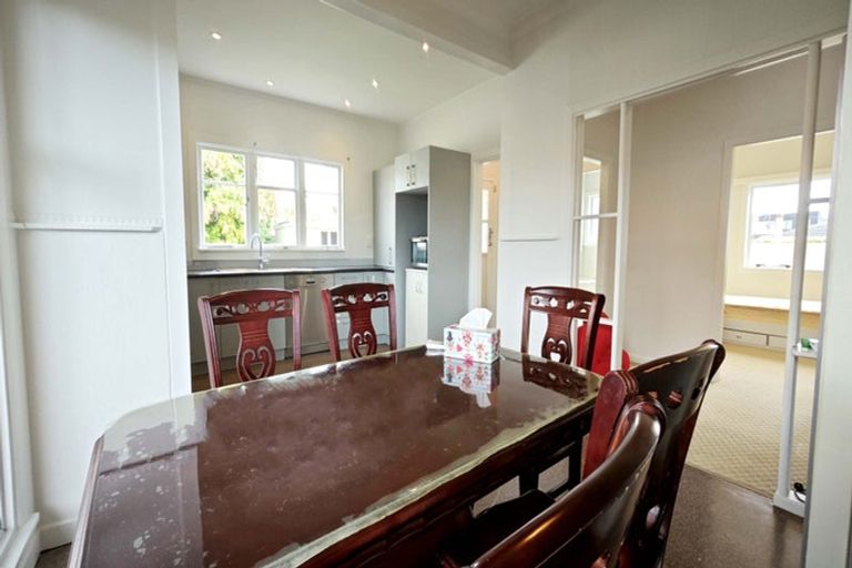 Photo of property in 85 Nile Road, Milford, Auckland, 0620
