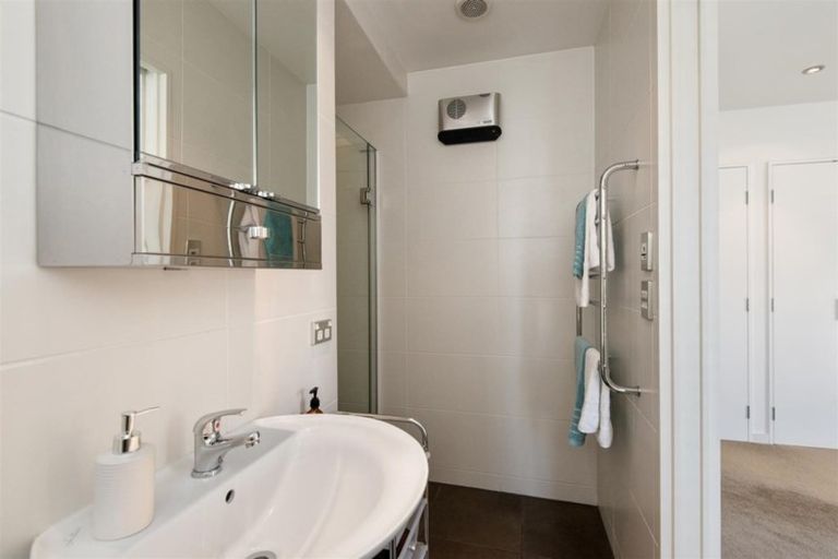 Photo of property in 9b Beverley Street, St Albans, Christchurch, 8014