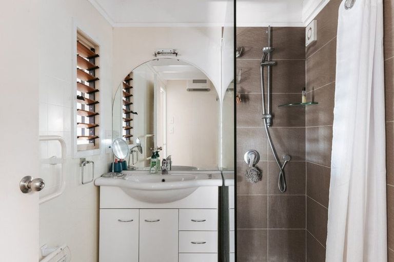 Photo of property in 210 Pohutukawa Avenue, Ohope, 3121