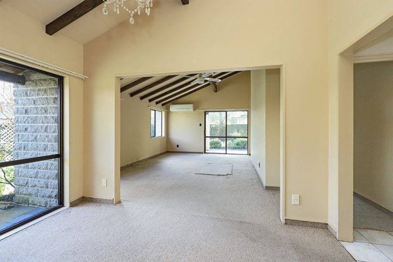 Photo of property in 6 Palmer Place, Parkvale, Hastings, 4122