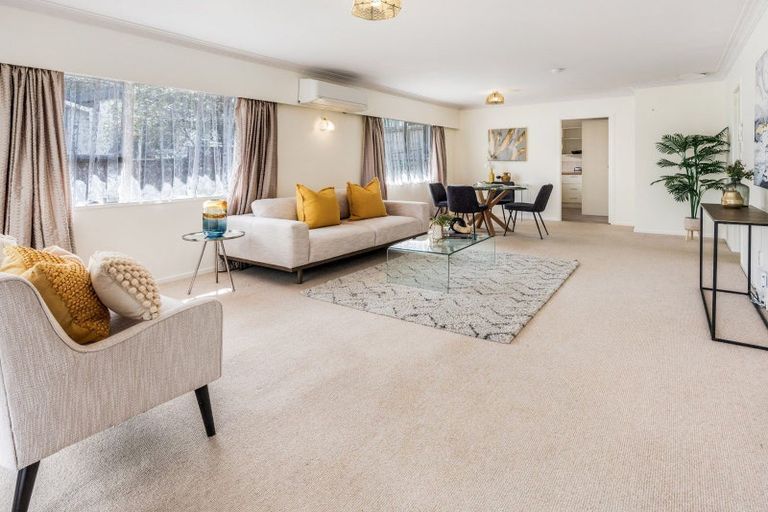 Photo of property in 2/1 Bramley Drive, Farm Cove, Auckland, 2012