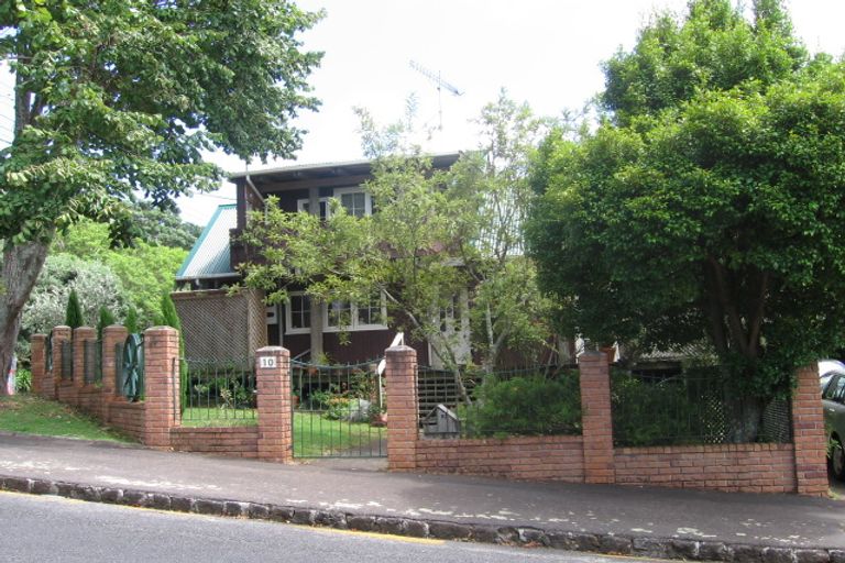 Photo of property in 10 Cracroft Street, Devonport, Auckland, 0624