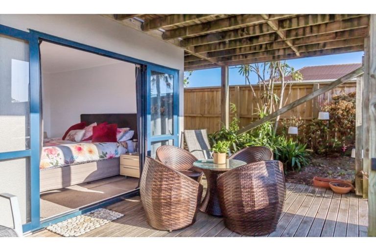 Photo of property in 34b Shakespear Road, Army Bay, Whangaparaoa, 0930