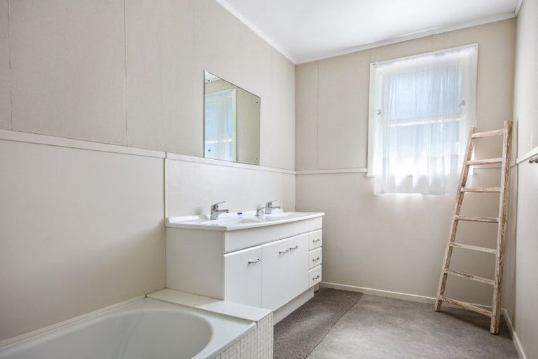 Photo of property in 59 Wildish Street, Outer Kaiti, Gisborne, 4010