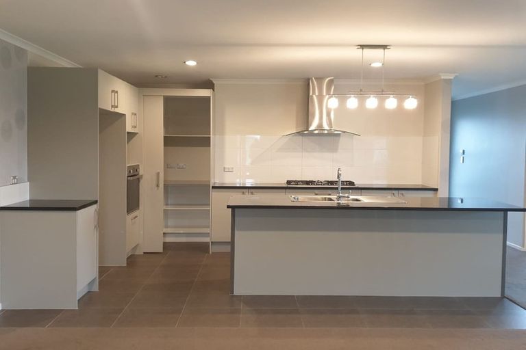 Photo of property in 15 Hector Drive, Rototuna North, Hamilton, 3210