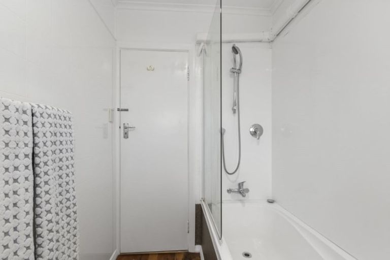 Photo of property in 1 Karamu Street, Eastbourne, Lower Hutt, 5013