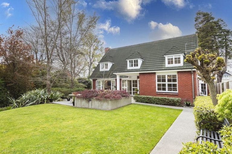 Photo of property in 209 Clyde Road, Burnside, Christchurch, 8053