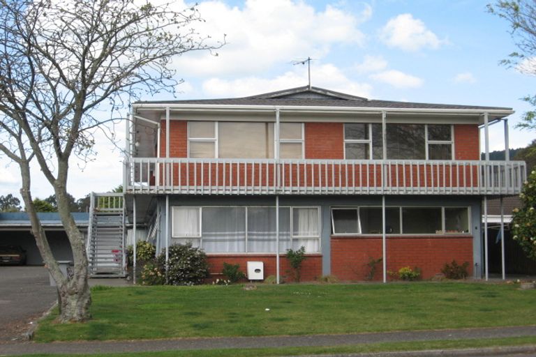 Photo of property in 4/22 Deere Avenue, Fenton Park, Rotorua, 3010
