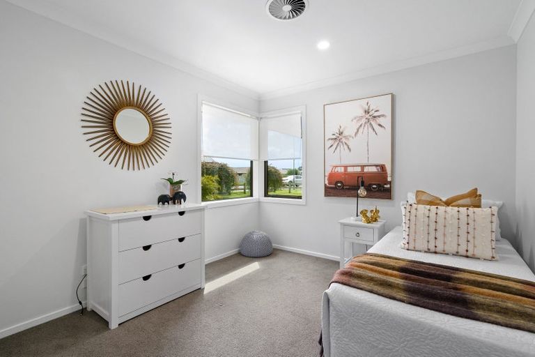 Photo of property in 17 Henry Bell Close, Leamington, Cambridge, 3432