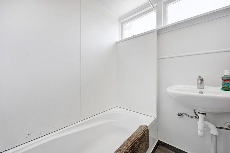 Photo of property in 125 Hamlet Street, Stratford, 4332