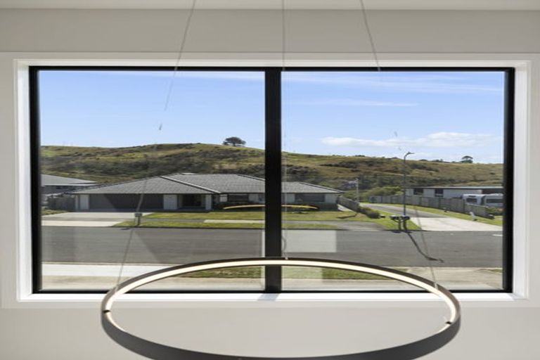 Photo of property in 12 Bob Carter Place, Welcome Bay, Tauranga, 3175