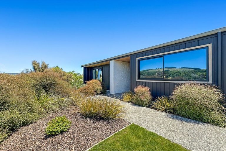 Photo of property in 46 Lacebark Drive, Kinloch, Taupo, 3377