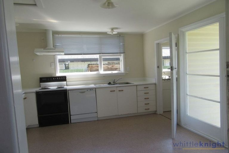 Photo of property in 2/76 Elizabeth Street, Riccarton, Christchurch, 8041