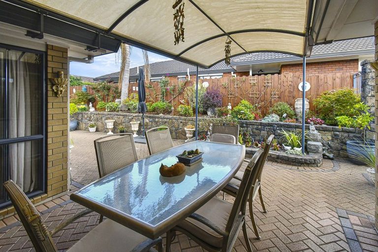 Photo of property in 113 Rushgreen Avenue, Pahurehure, Papakura, 2113