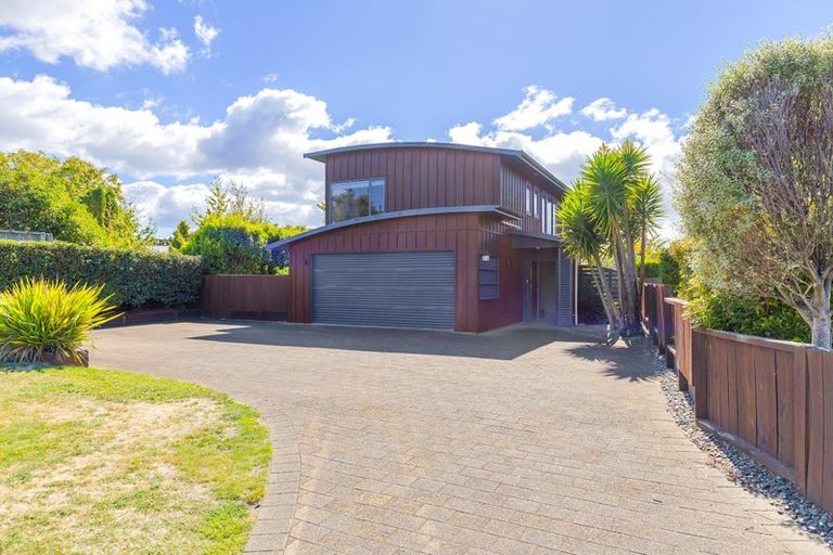 Photo of property in 2/2 Rhodes Fall, Rangatira Park, Taupo, 3330