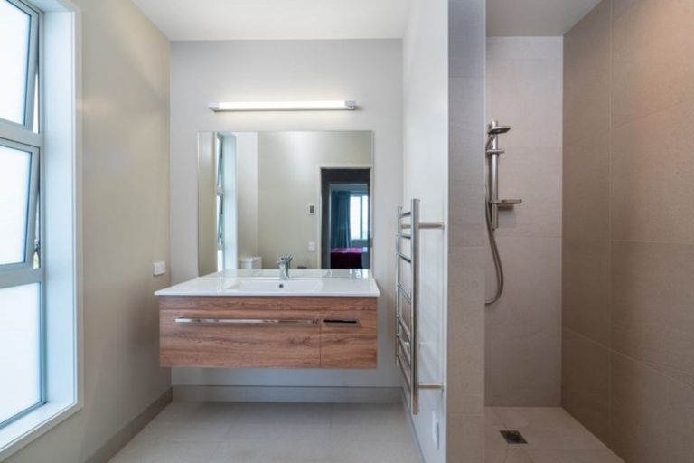 Photo of property in 3b Isobel Street, Acacia Bay, Taupo, 3330