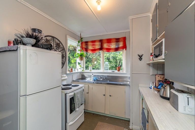 Photo of property in 28 Snake Gully, Shannon, Palmerston North, 4474
