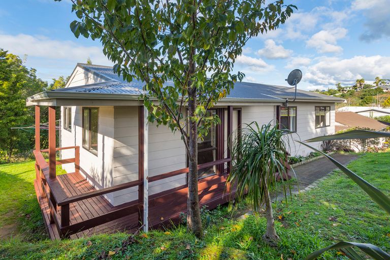 Photo of property in 12b Pennington Place, Welcome Bay, Tauranga, 3112