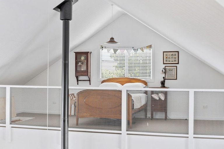 Photo of property in 33 Rexwood Street, Carterton, 5713