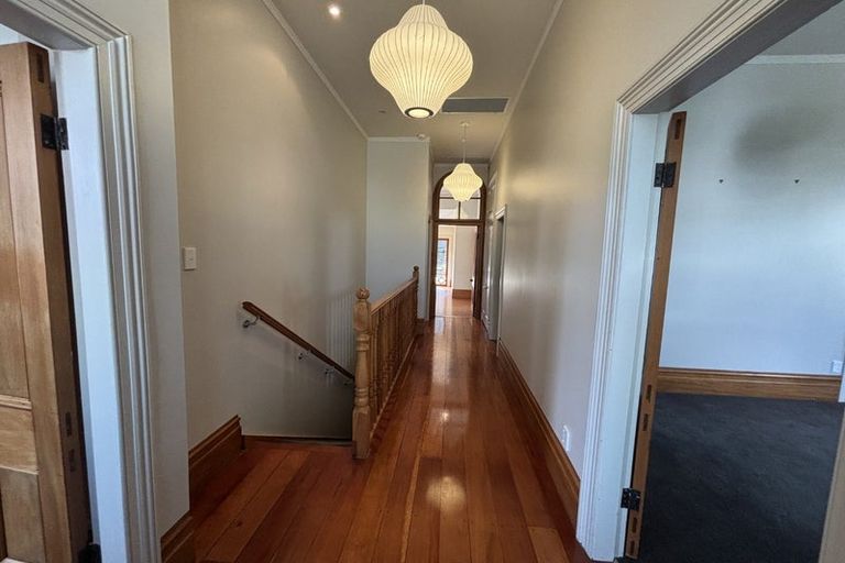 Photo of property in 17 Armour Avenue, Mount Victoria, Wellington, 6011