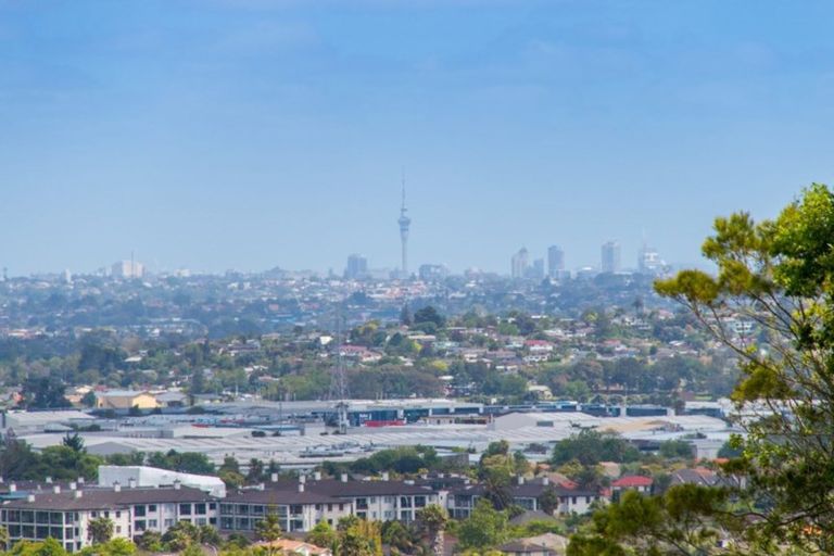Photo of property in 84 Point View Drive, East Tamaki Heights, Auckland, 2016