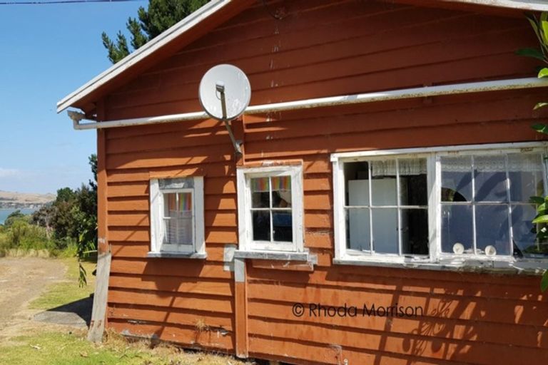 Photo of property in 74 Komiti Road, Tinopai, Matakohe, 0593