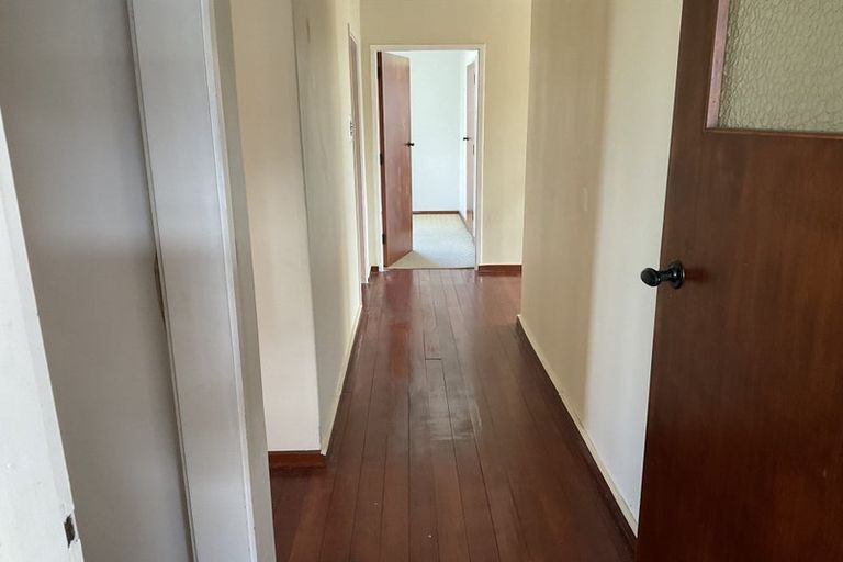 Photo of property in 5 Devon Place, Roslyn, Palmerston North, 4414