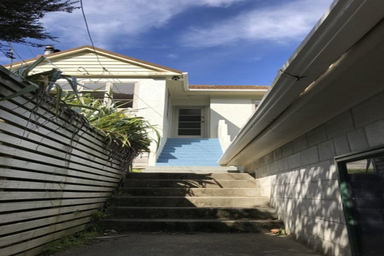 Photo of property in 46 Sunshine Avenue, Karori, Wellington, 6012