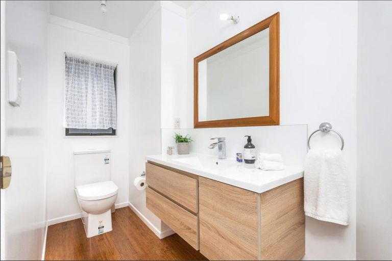 Photo of property in 10 Millward Street, Newtown, Wellington, 6021