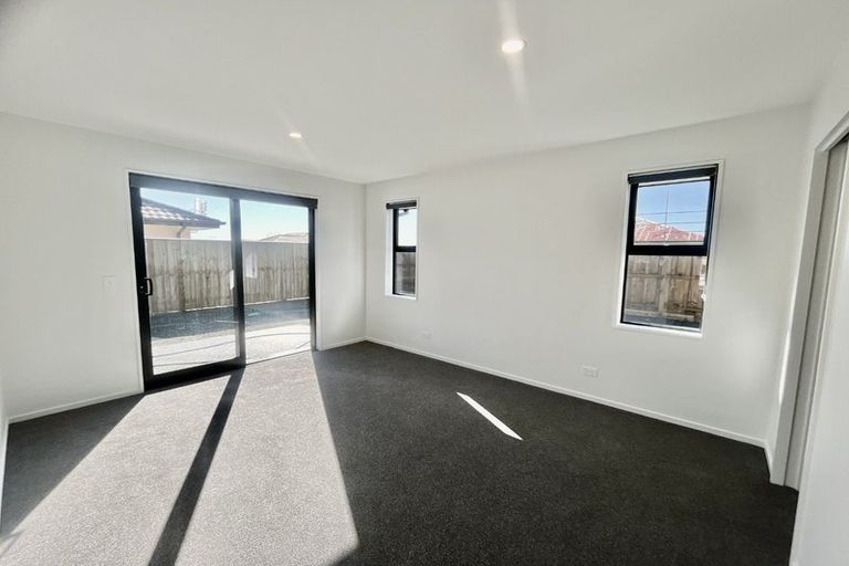 Photo of property in 8 Mehrtens Crescent, Woodend, 7691