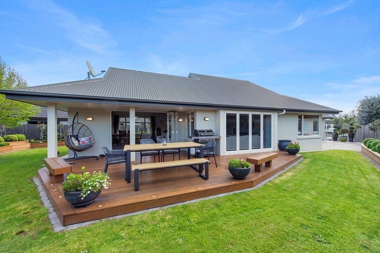 Photo of property in 7 Bayswater Court, Huntington, Hamilton, 3210