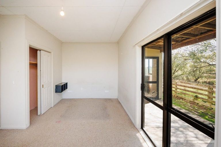 Photo of property in 1419 Kimbolton Road, Cheltenham, Feilding, 4777