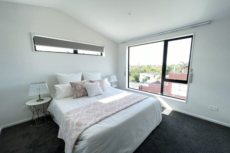 Photo of property in 65a Sunrise Avenue, Murrays Bay, Auckland, 0630