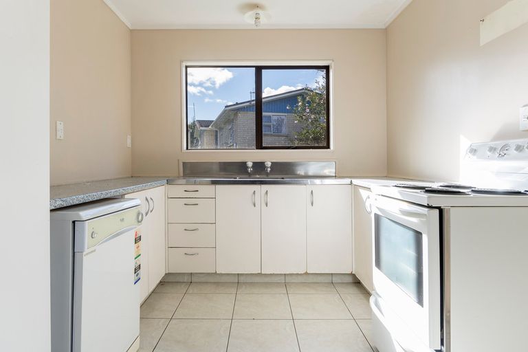 Photo of property in 12b Pennington Place, Welcome Bay, Tauranga, 3112