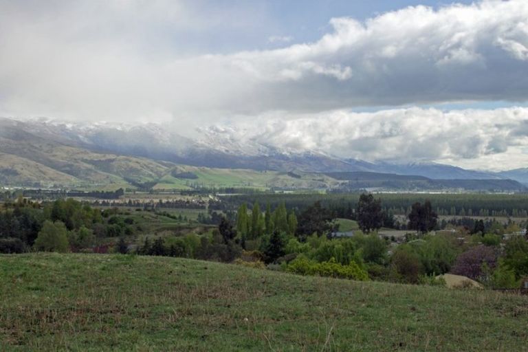 Photo of property in 2 Hall Road, Bannockburn, Cromwell, 9384