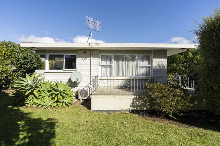 Photo of property in 3 Sherwood Road, Onerahi, Whangarei, 0110