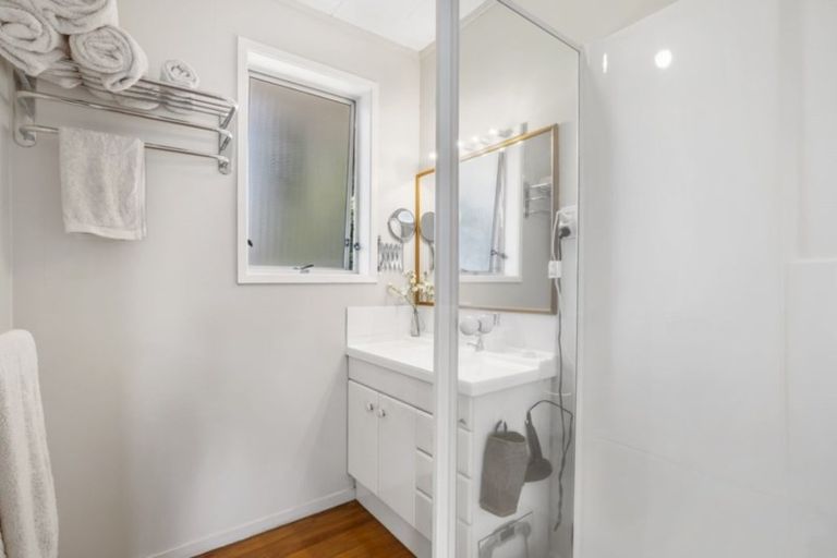 Photo of property in 1/40 Hope Farm Avenue, Pakuranga Heights, Auckland, 2010