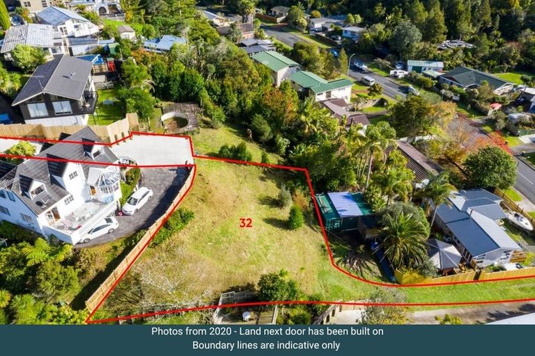 Photo of property in 32 Awaruku Road, Torbay, Auckland, 0630