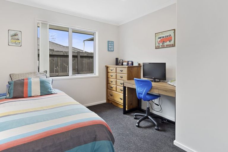 Photo of property in 31 Leet Crescent, Papamoa Beach, Papamoa, 3118