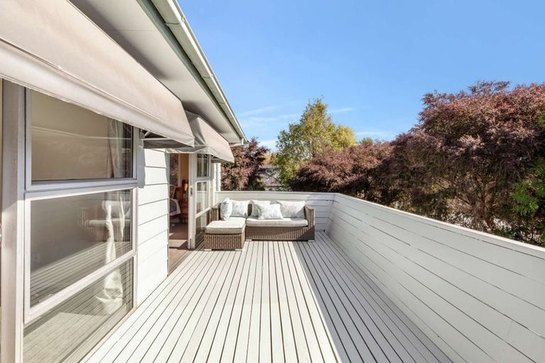 Photo of property in 2/144a Riverlaw Terrace, Saint Martins, Christchurch, 8022